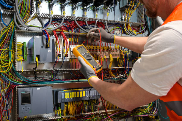Best Emergency Electrical Repair  in Hewlett Harbor, NY